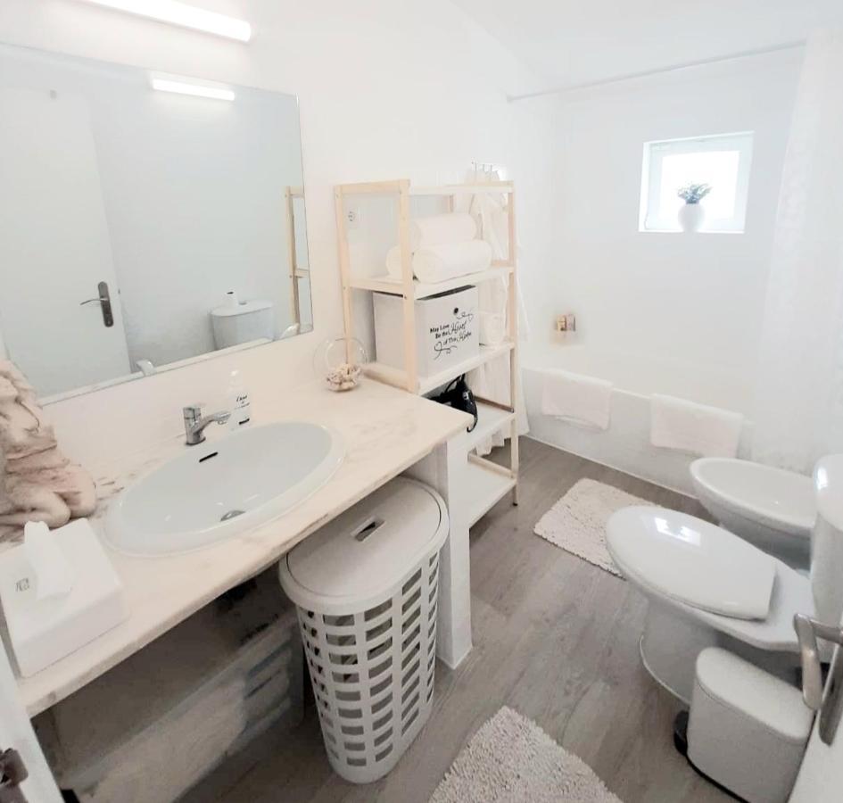 Alojamento Local "Casa Branca" Albufeira Ngoại thất bức ảnh